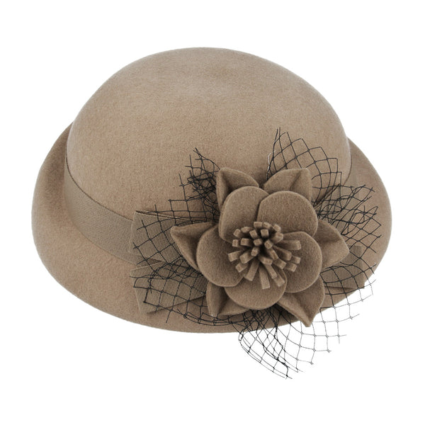 Chic Vintage Wool Cloche Hat With Flower & Mesh Yarn
